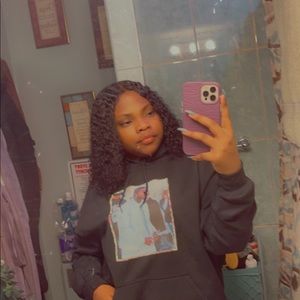 Meet your Posher, Joy